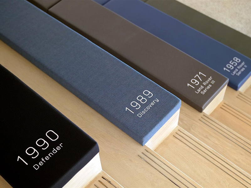 بمناسبة مرور 70 عاماً على انطلاقتها: "لاند روڤر" تستعرض ابتكاراتها بمجال المواد والأقمشة في "متحف التصميم" بلندن